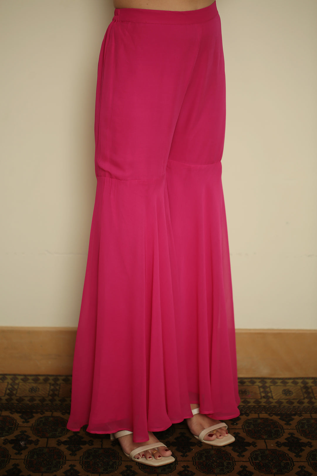 georgette Indowestern with Pearl, Thread work.