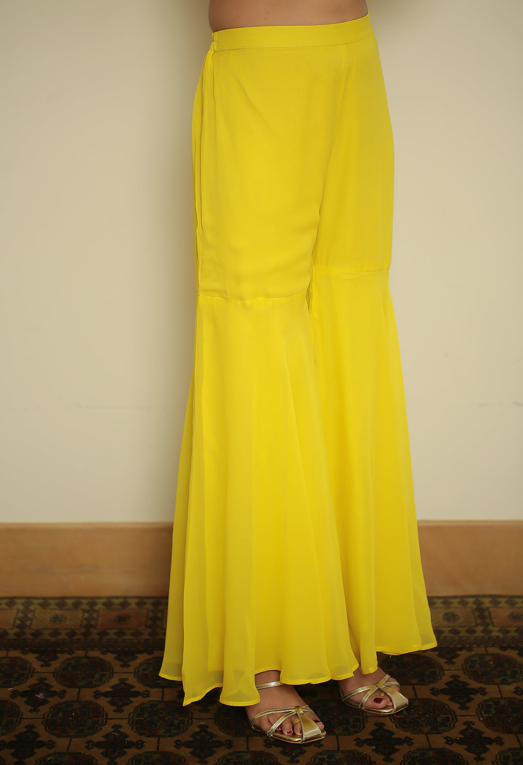 georgette Indowestern with Pearl, Thread work.