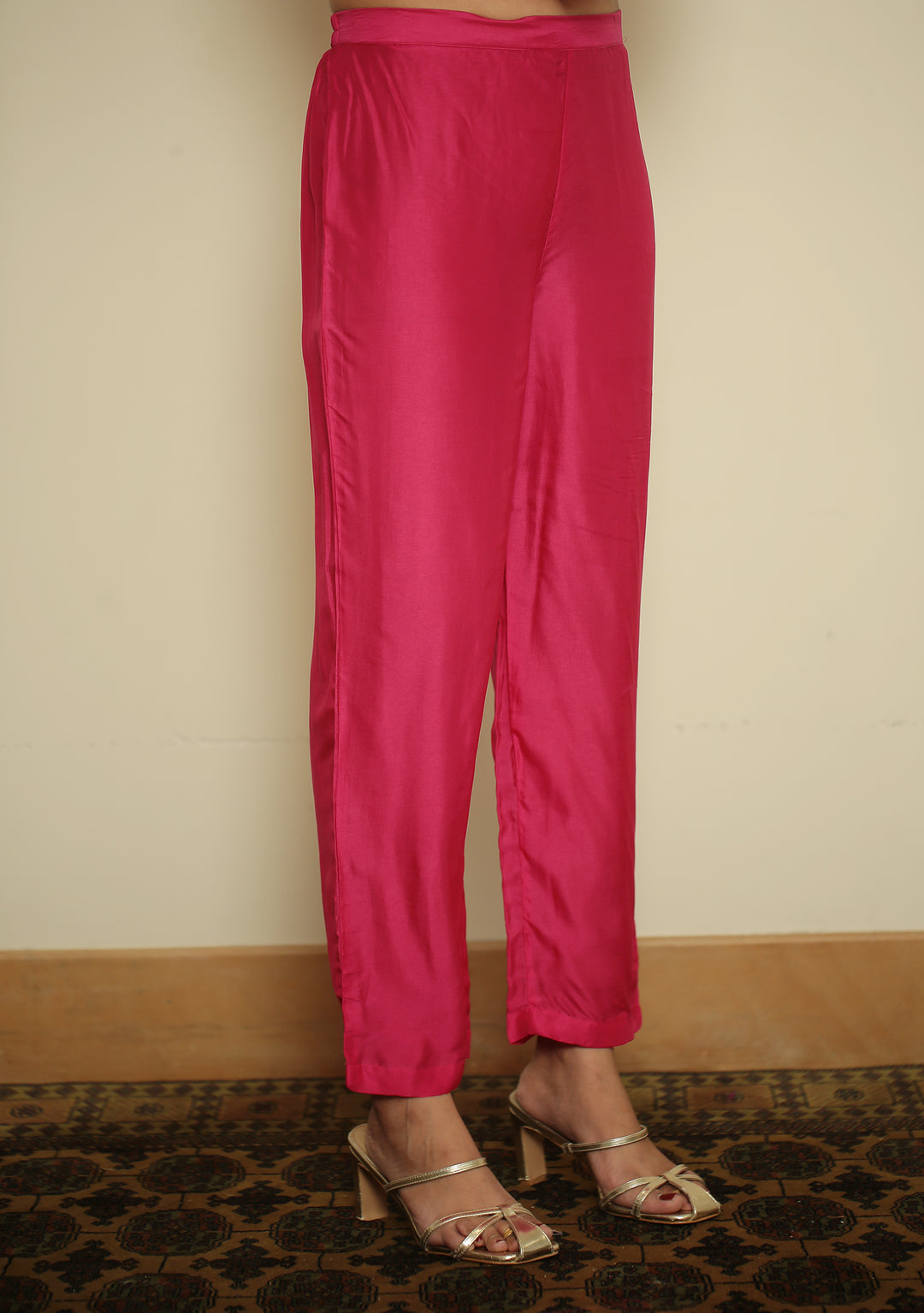viscose organza Suit with Aari, Sequins, Thread, Zari work.