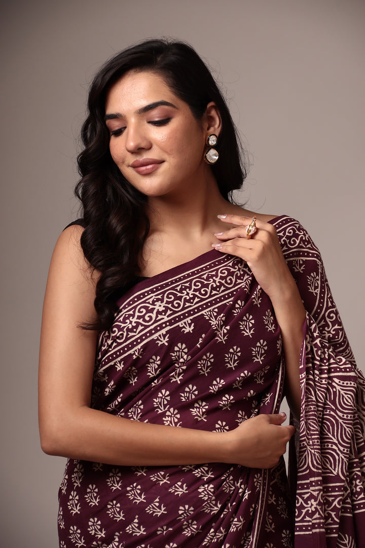 Cotton Saree  with Printed work.