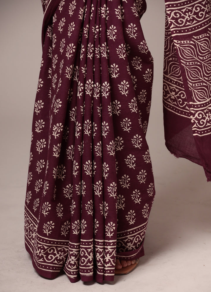 Cotton Saree  with Printed work.