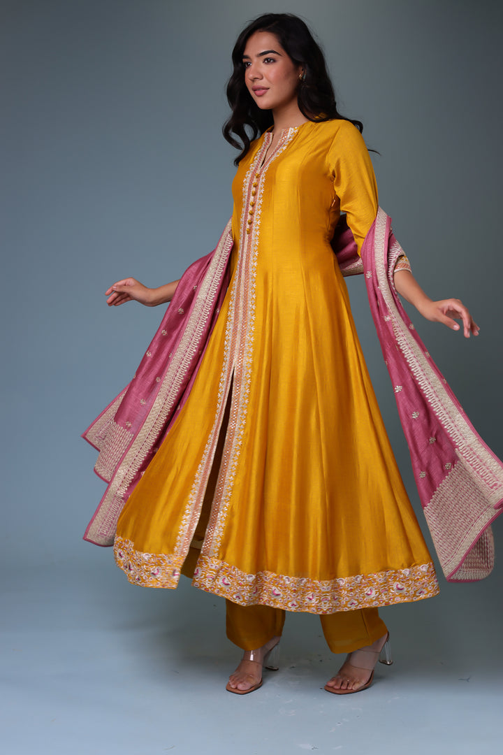 Silk Suit with Thread work.