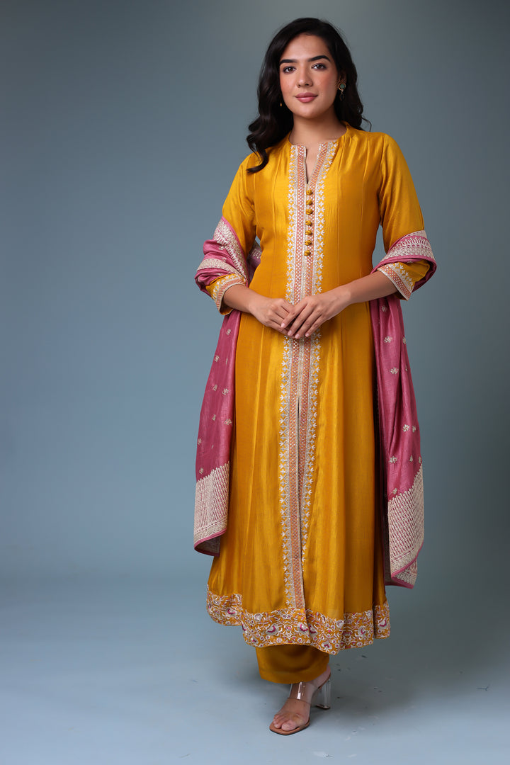 Silk Suit with Thread work.