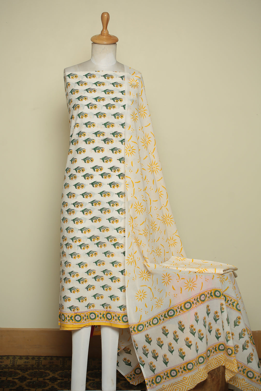 Printed Cotton Unstitched Suit