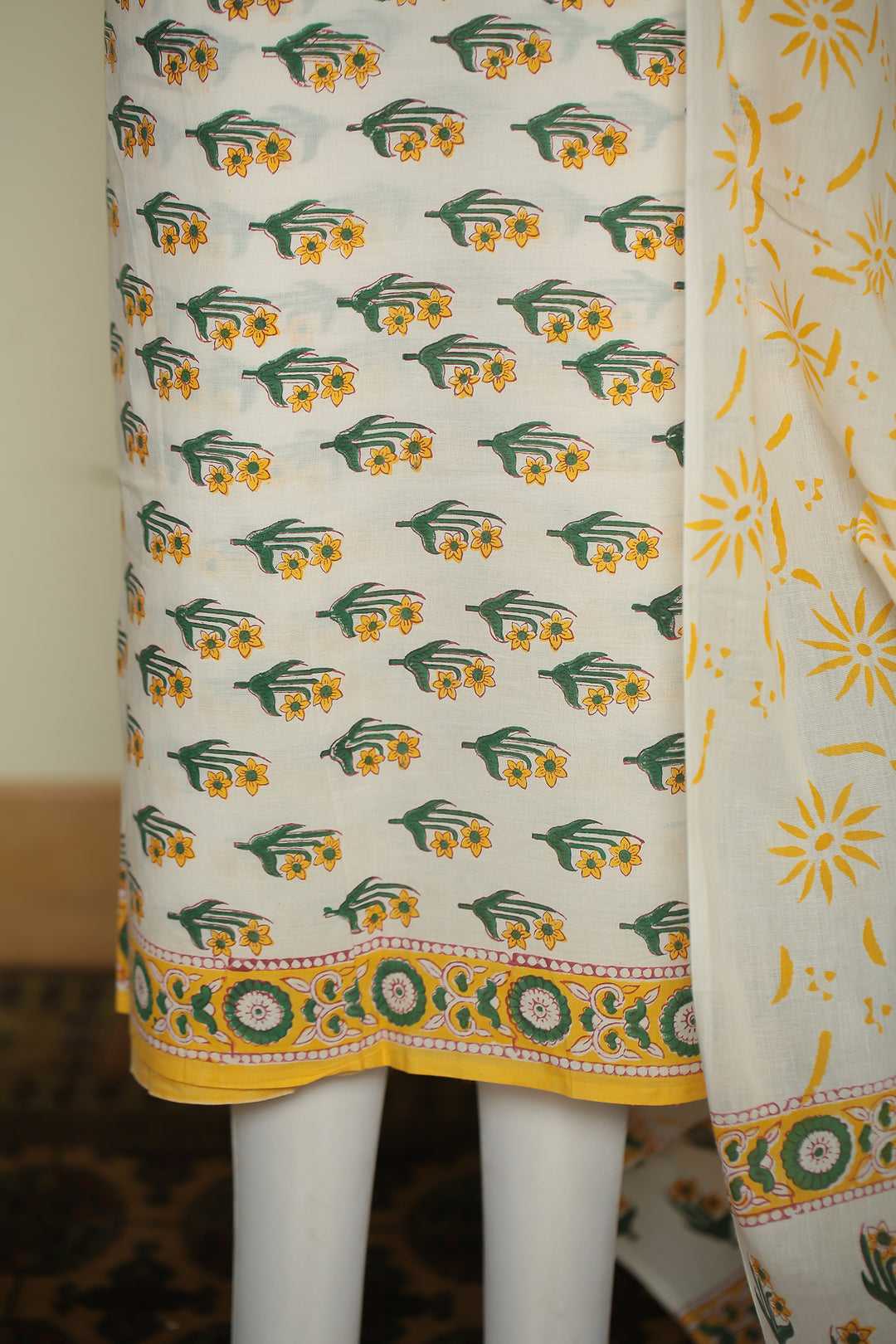Printed Cotton Unstitched Suit