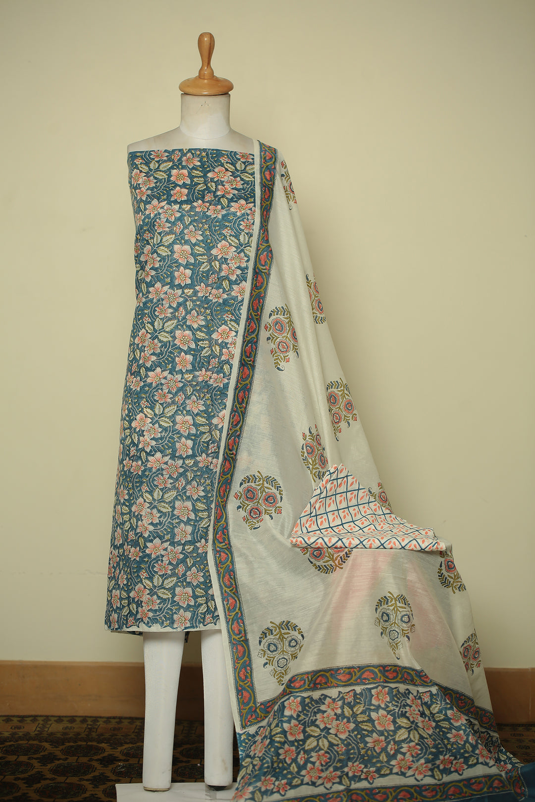 Printed Cotton Unstitched Suit