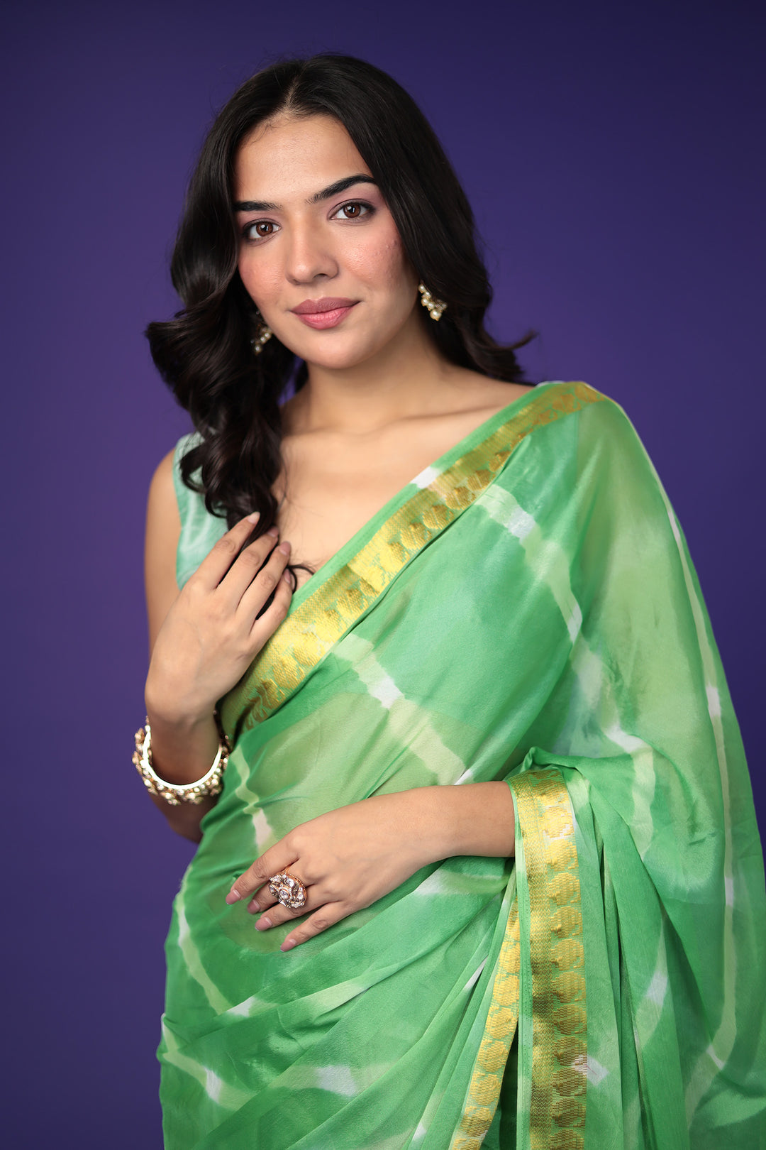 Leheriya Chiffon Saree with Gota Border
