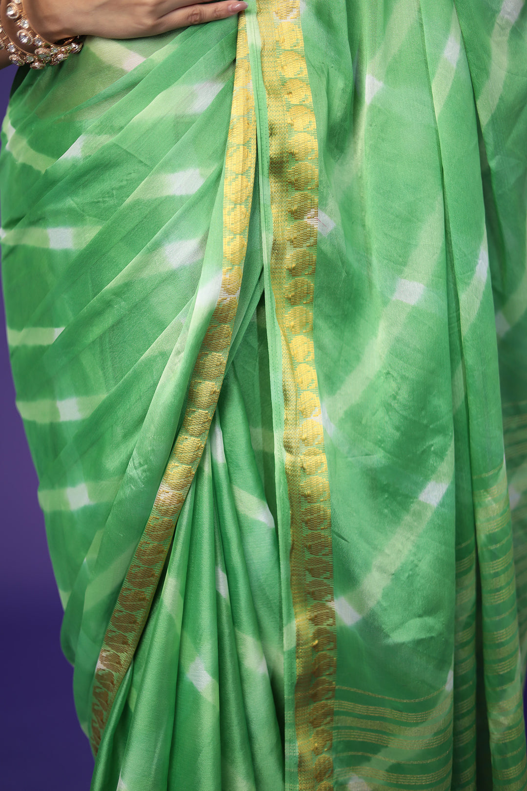 Leheriya Chiffon Saree with Gota Border
