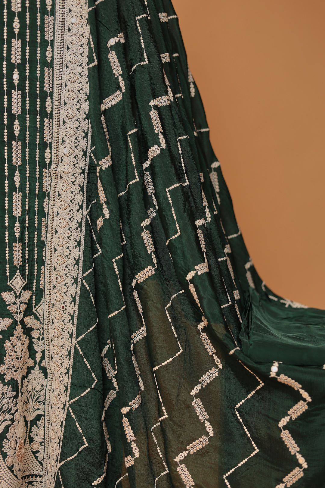 Georgette Unstitched Suit with Thread work