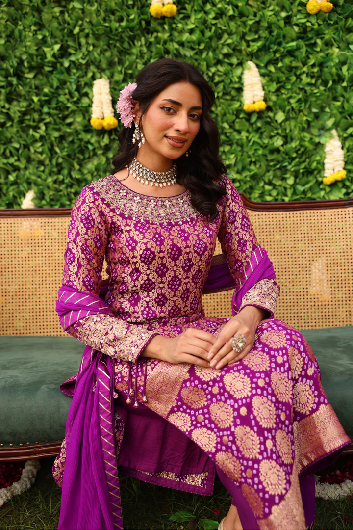 Pure Zari bandhej Suit Set with Gota Patti, Thread, Zari work.
