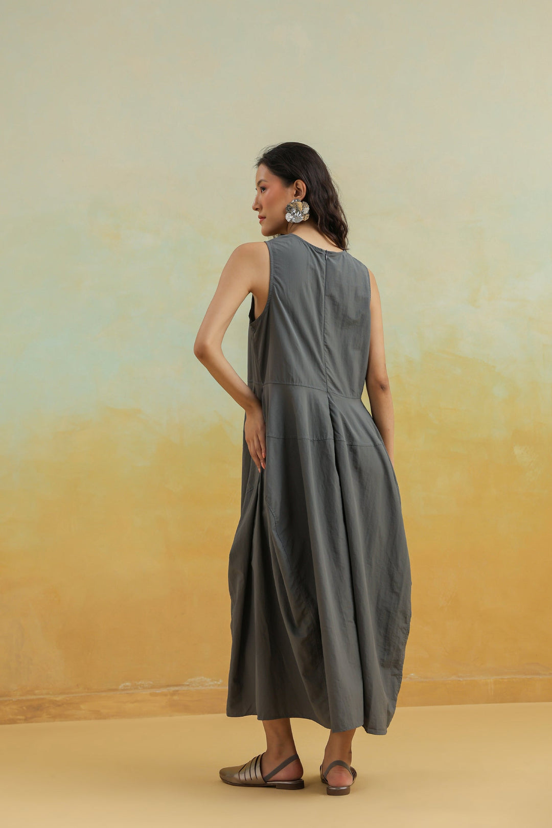 The Cloudline Sleeveless Cotton Dress – Grey Minimal Mood – Zari Jaipur