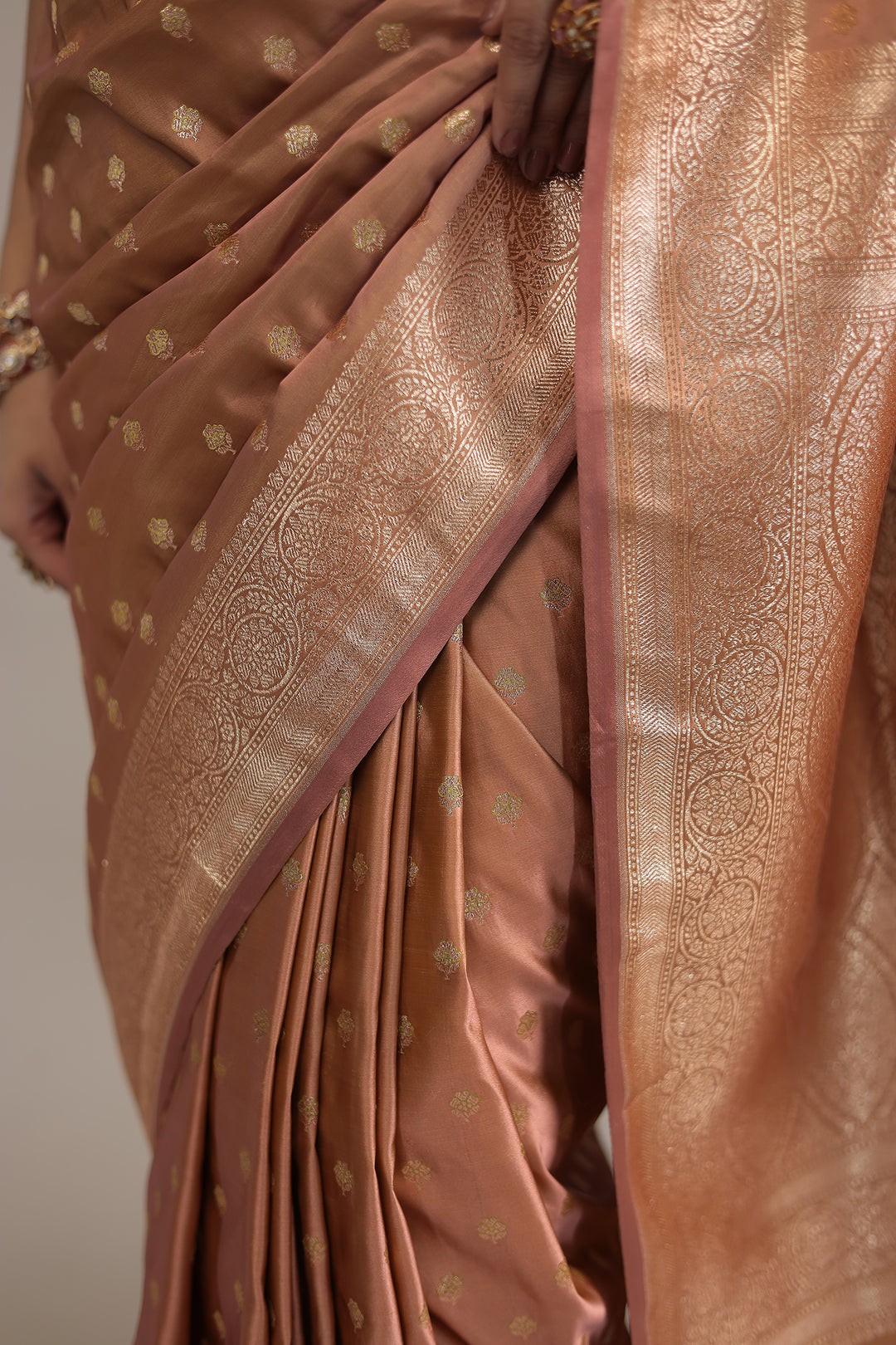 Elegant Peach Handloom Banarasi Silk Saree