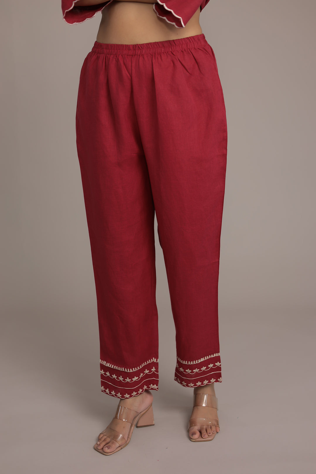 Embroidered Linen Kurta Set Stitched with Zari Border Dupatta
