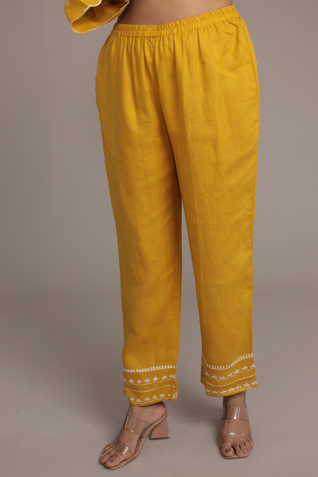 Embroidered Linen Kurta Set Stitched with Zari Border Dupatta