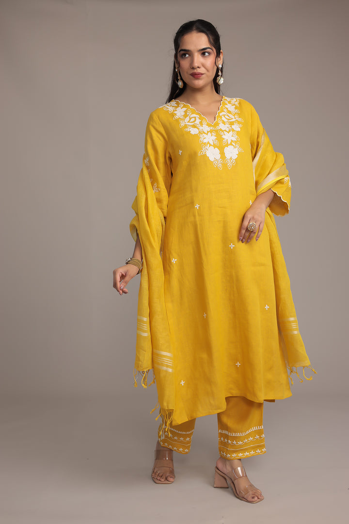 Embroidered Linen Kurta Set Stitched with Zari Border Dupatta