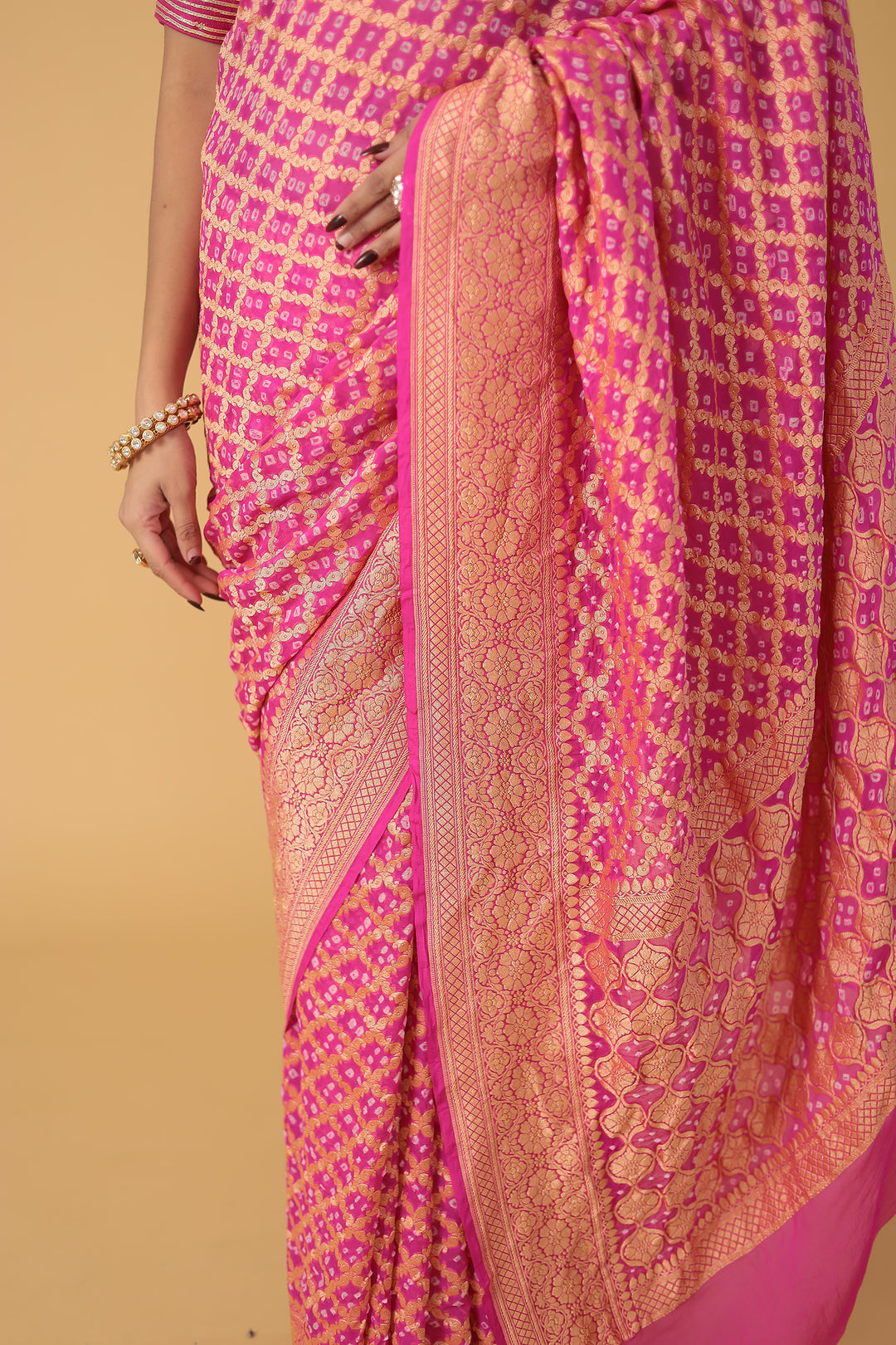 Pink Bandhej Pure Handloom  Georgette  Saree