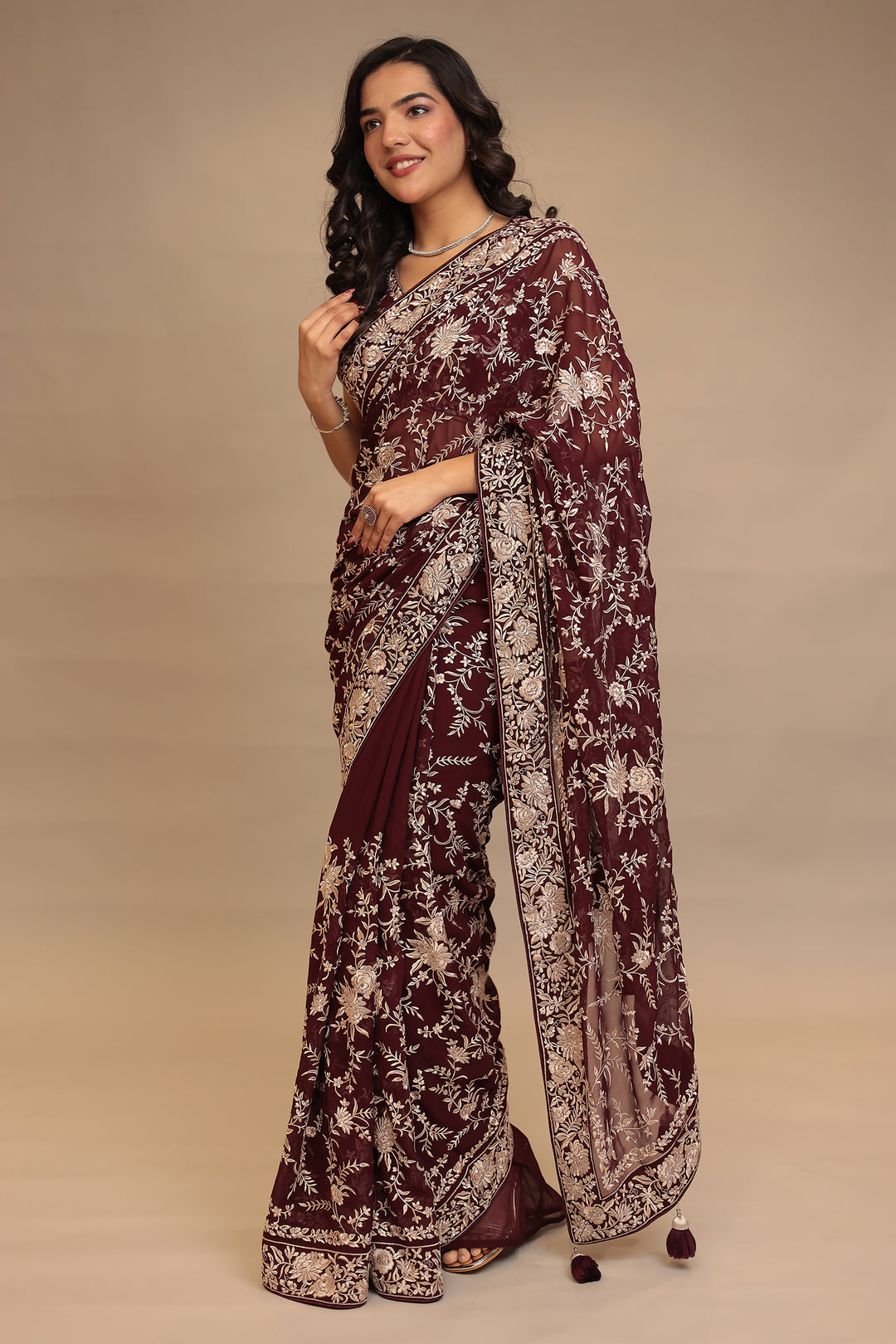 Georgette Saree with Sequins, Thread work.