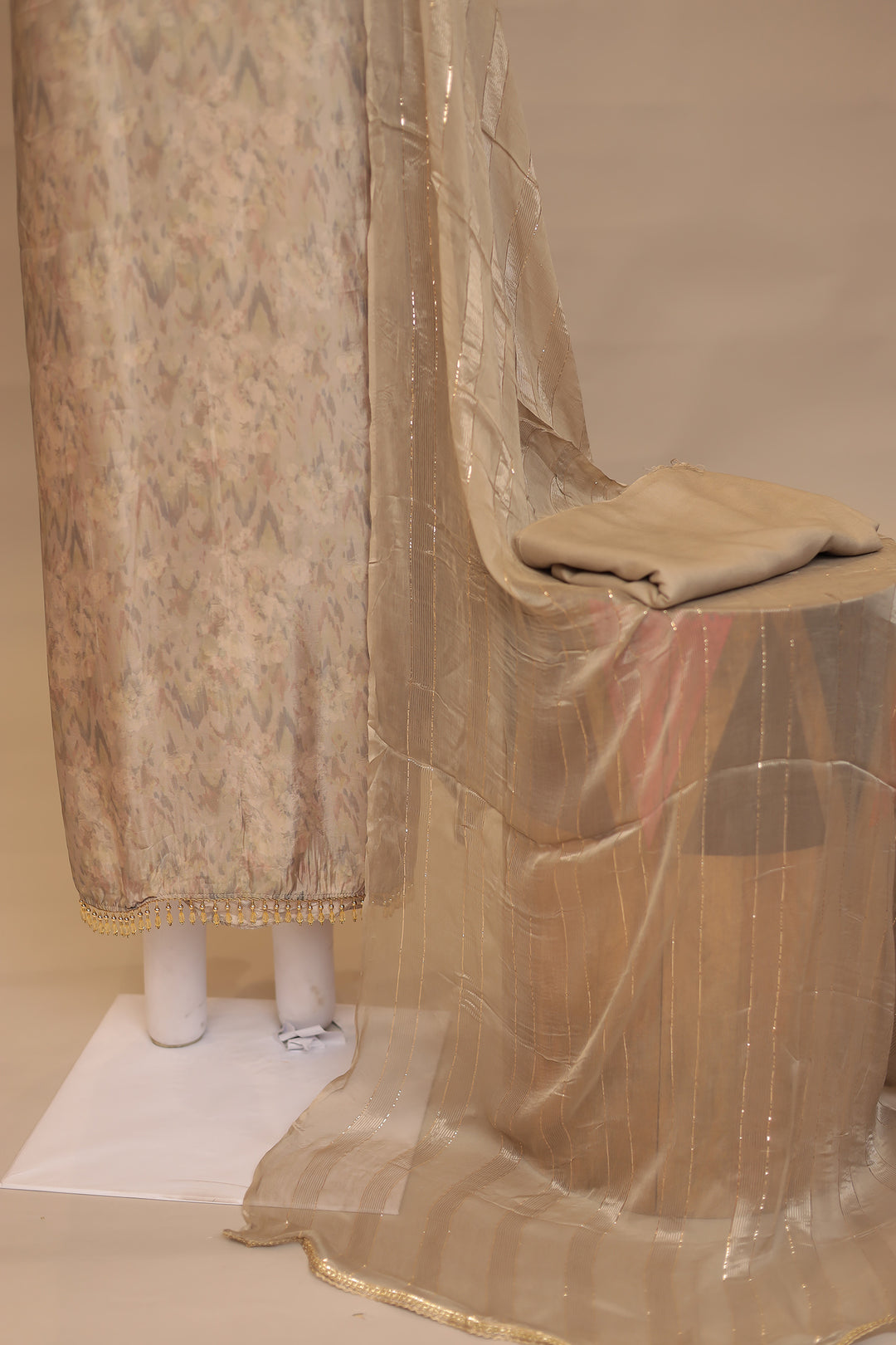 Digital Print, Organza Unstitched Suit with Cutdana, Pearl, Sequins, Thread, Zardozi, Zari work.