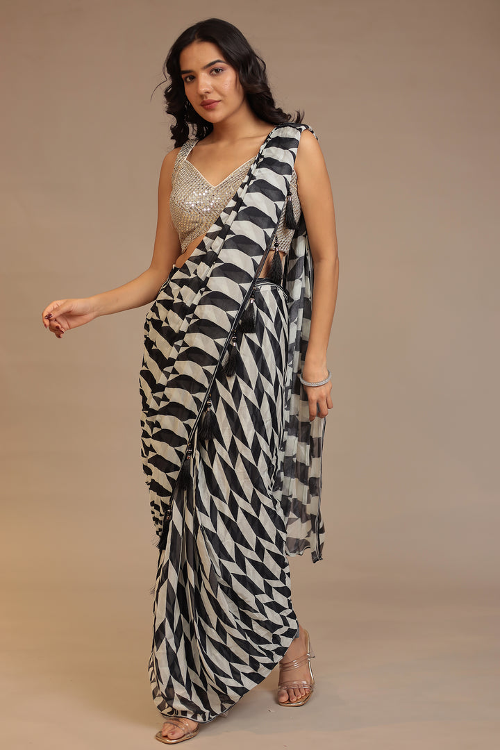 stylish black georgette saree