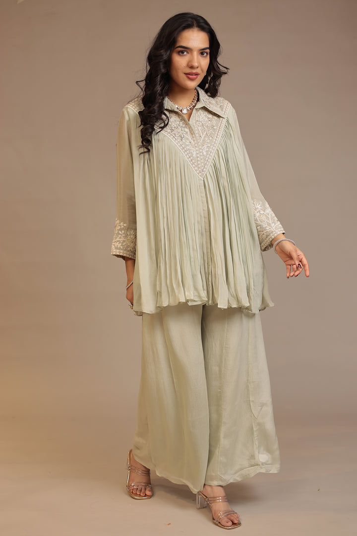 Chinon Suit with Cutdana, Pearl, Thread work