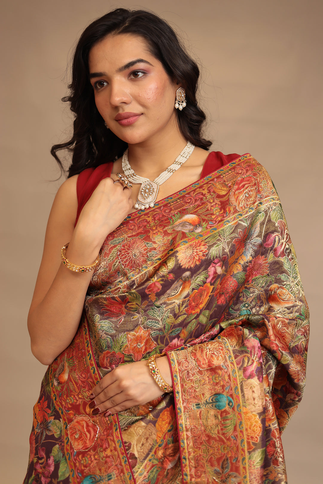 Handloom silk Saree with Cutdana, Mirror work
