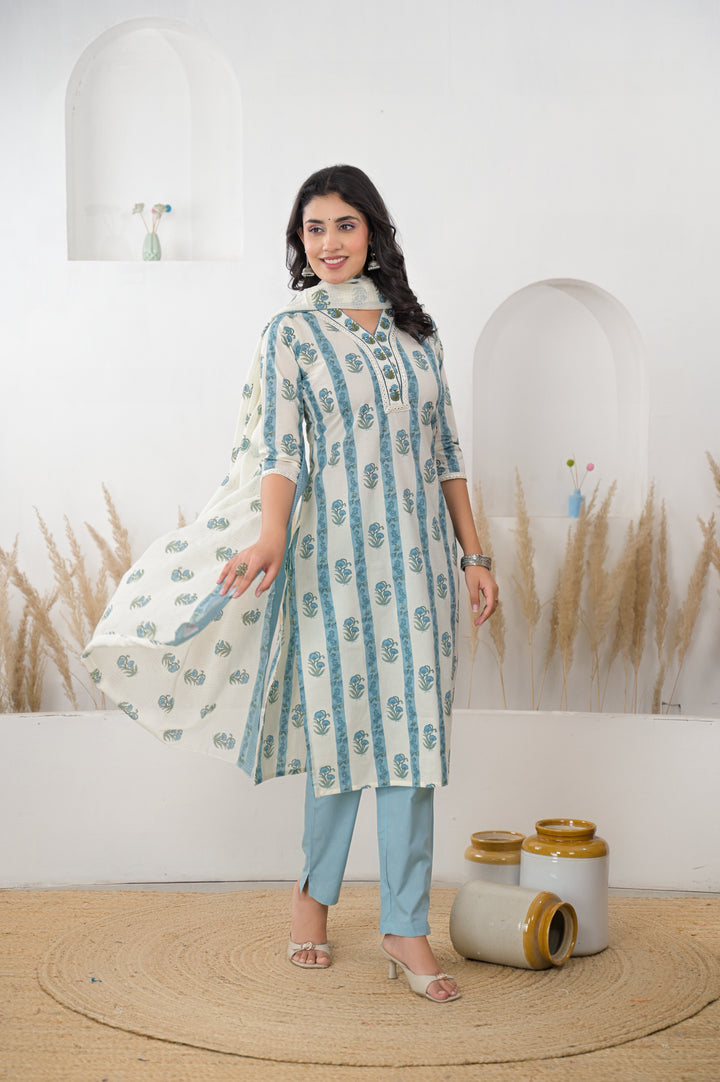 Digital Print Cotton Kurta with Mirror, Thread work.