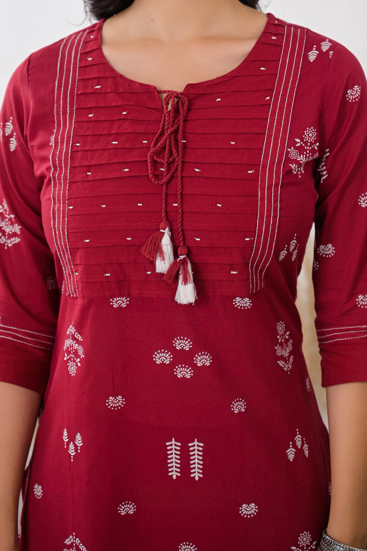 Digital Print Cotton Kurta with Thread work.