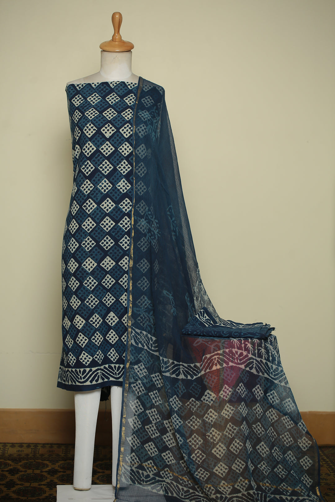 Printed Cotton Unstitched Suit