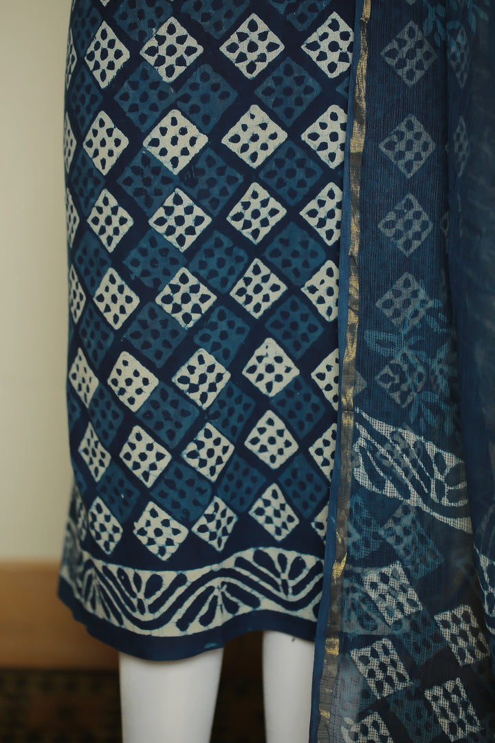 Printed Cotton Unstitched Suit