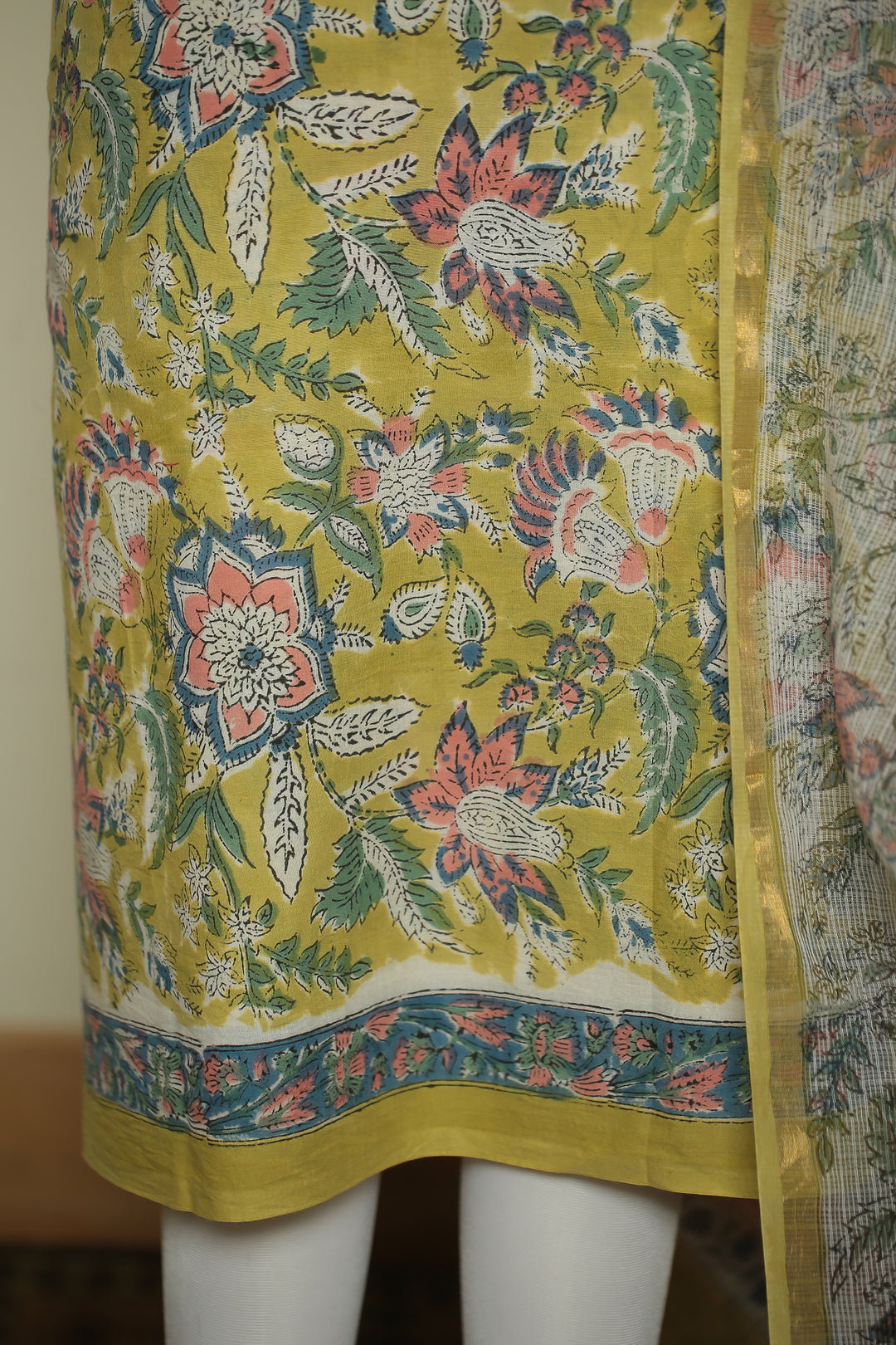 Printed Cotton Unstitched Suit