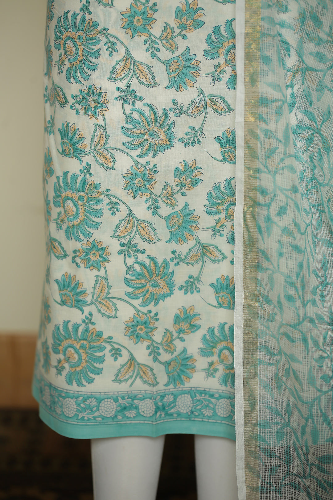 Printed Cotton Unstitched Suit
