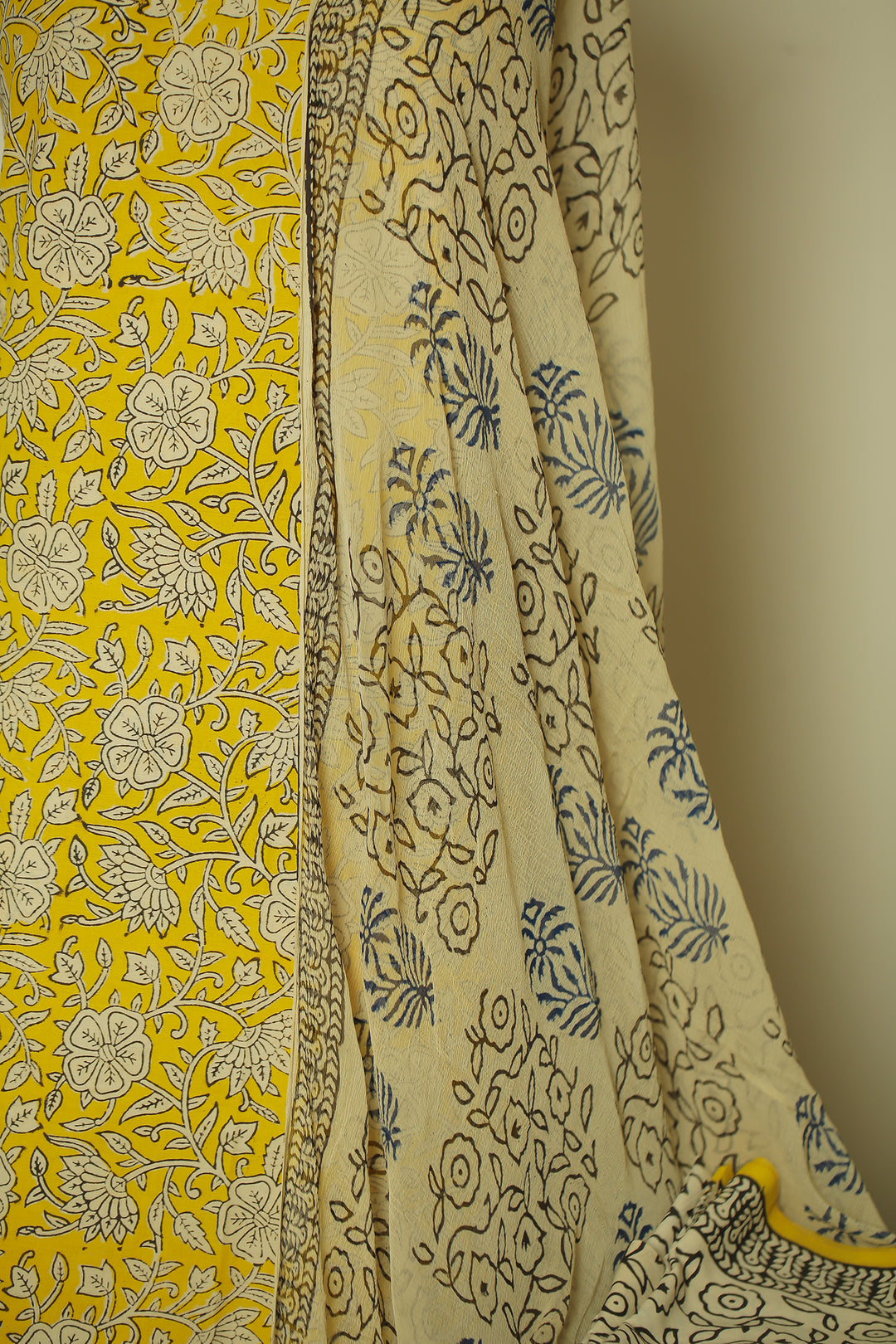 Printed Cotton Unstitched Suit