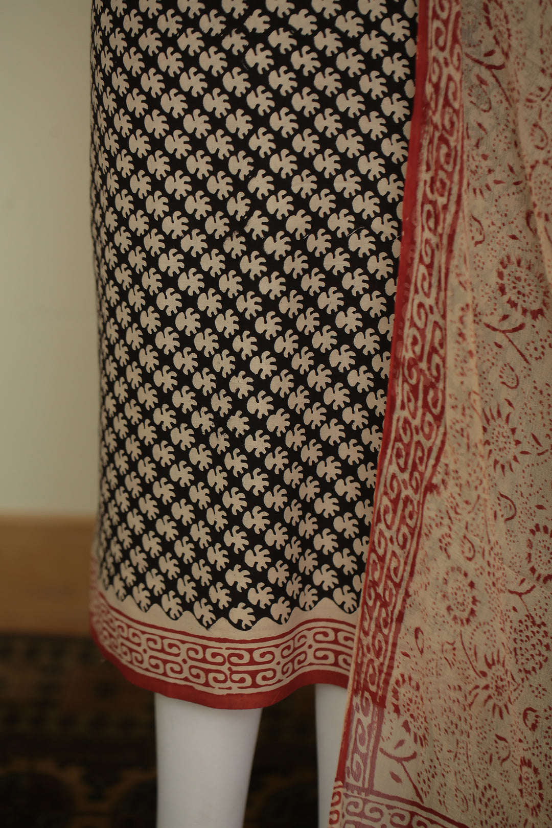 Printed Cotton Unstitched Suit