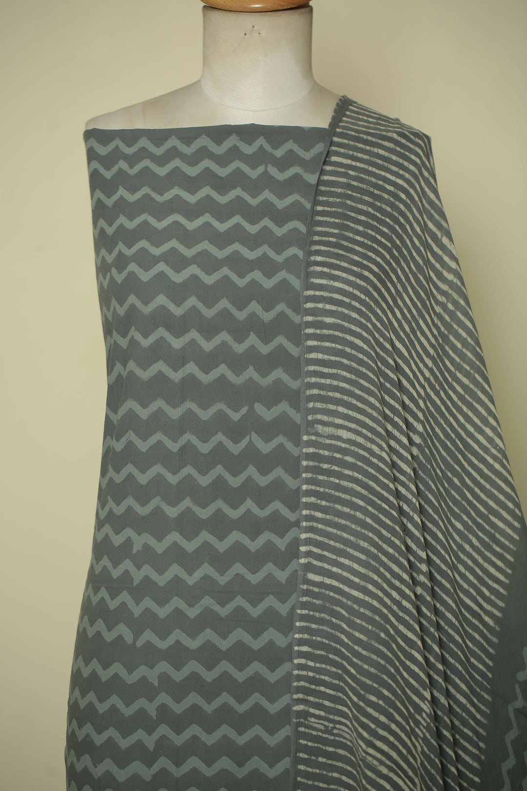 Printed Cotton Unstitched Suit