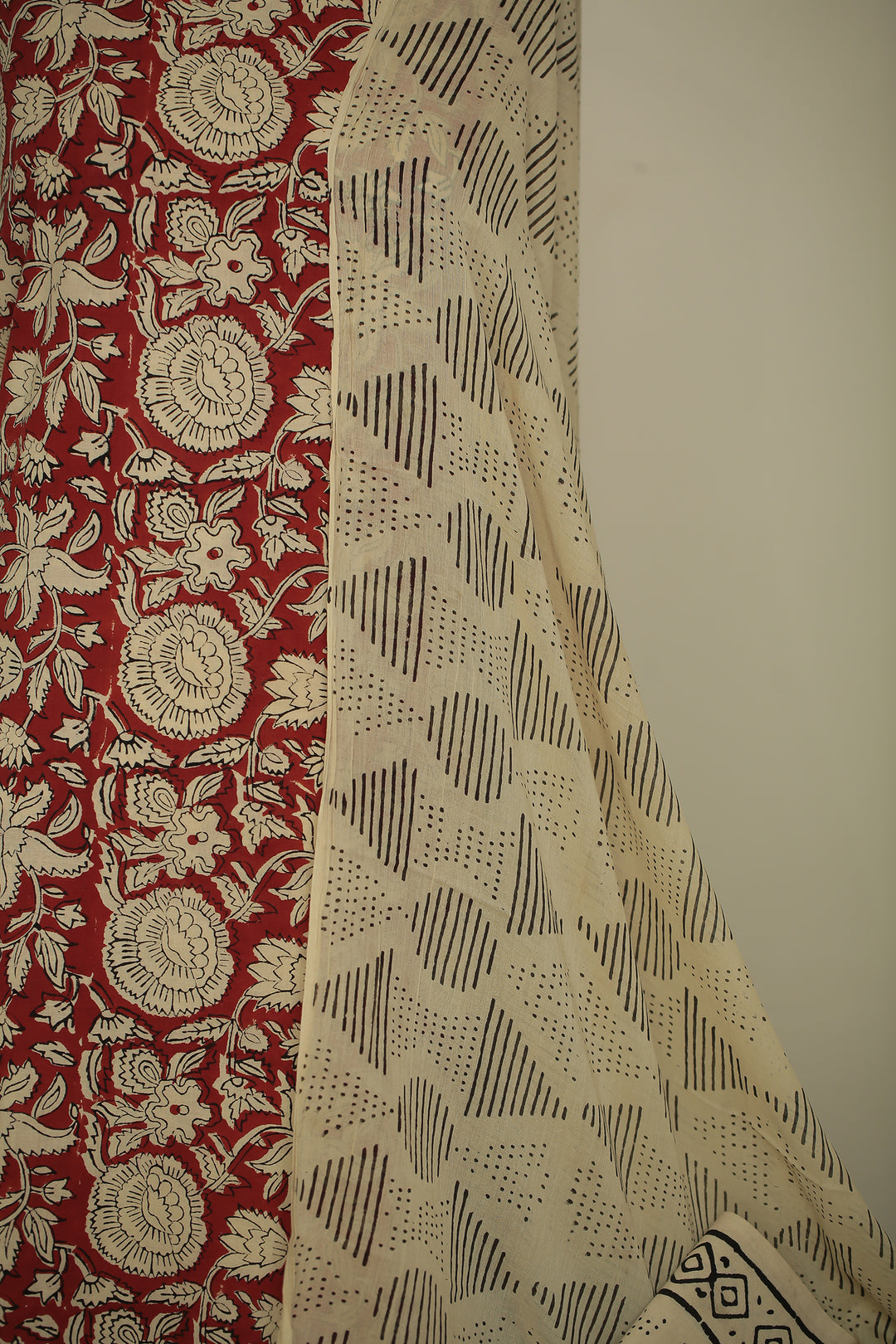 Printed Cotton Unstitched Suit