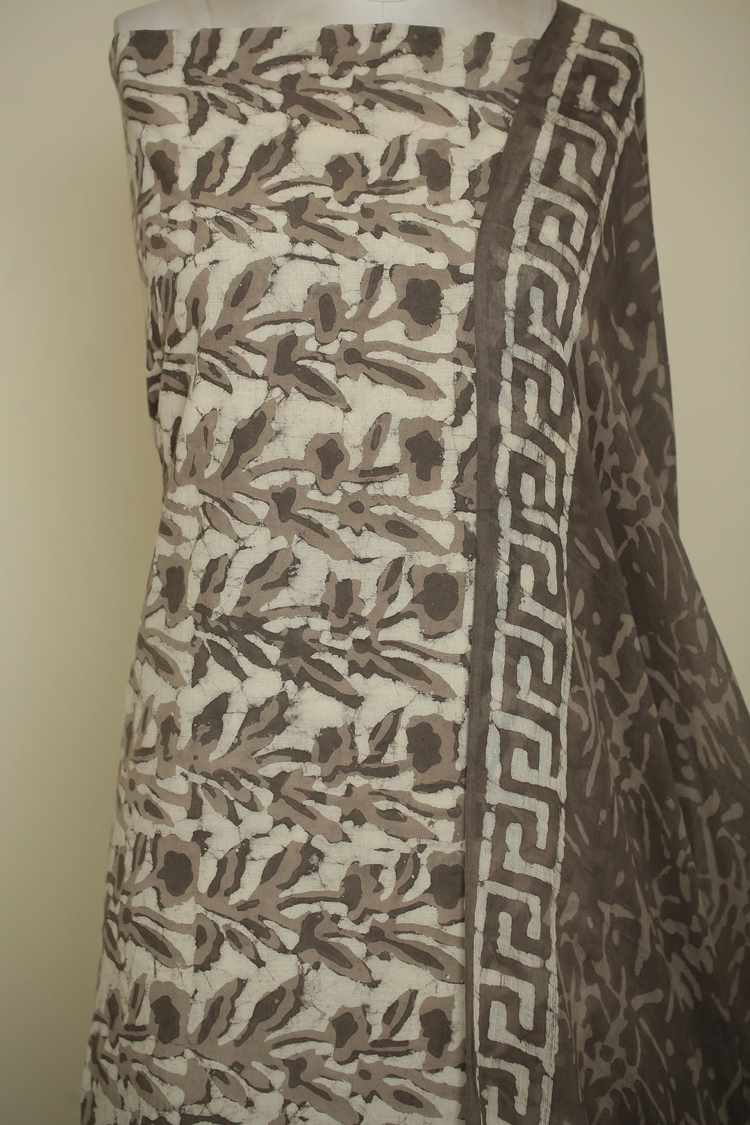 Printed Cotton Unstitched Suit