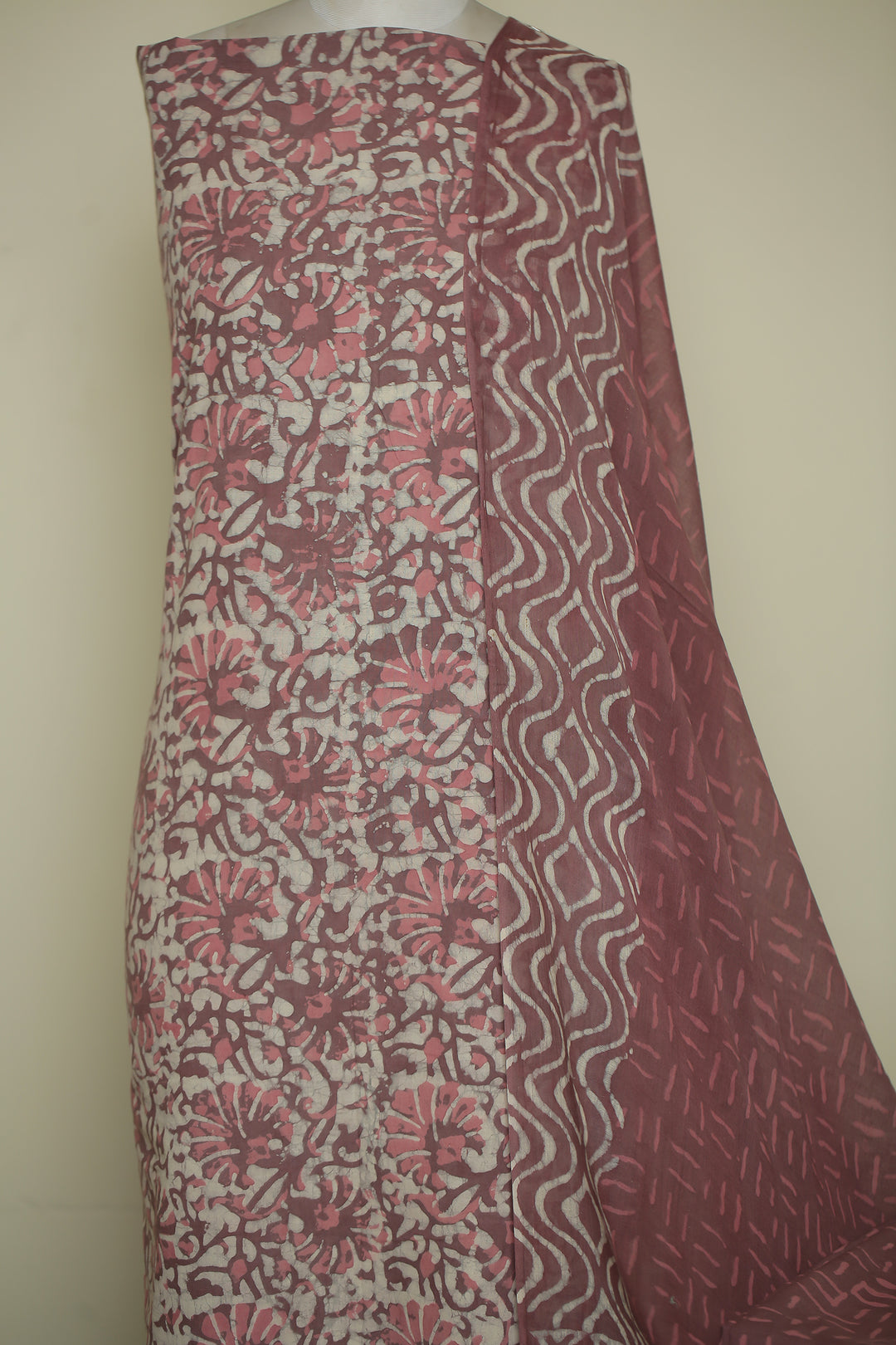 Printed Cotton Unstitched Suit