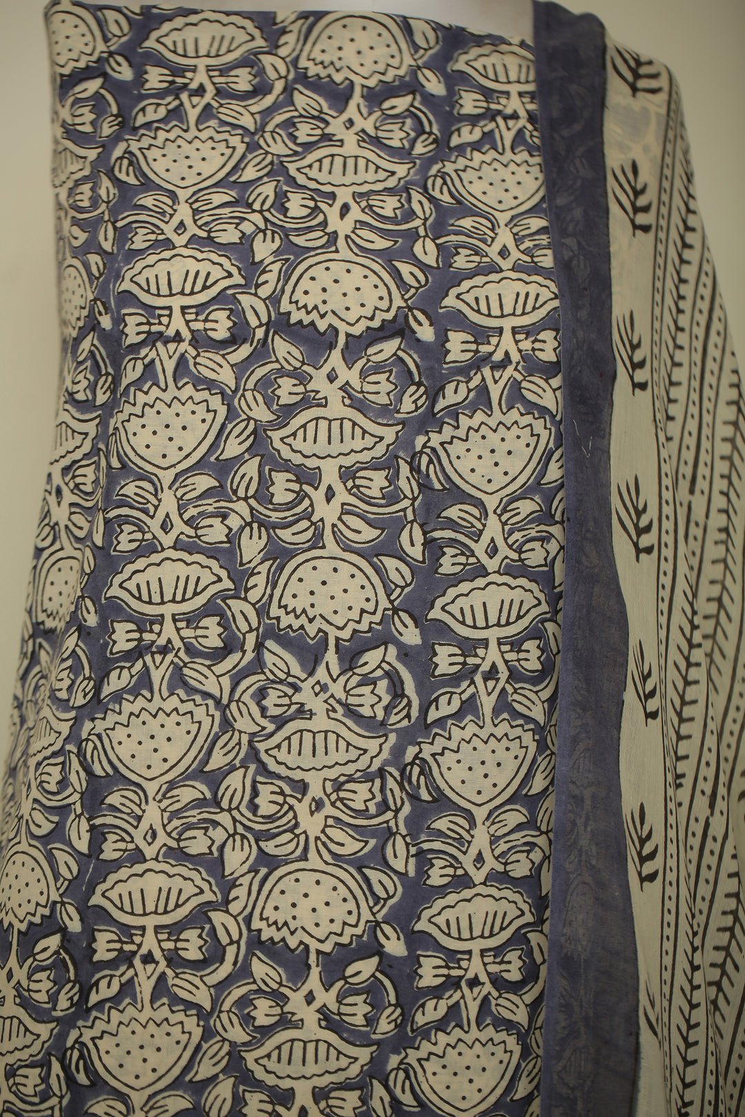 Printed Cotton Unstitched Suit