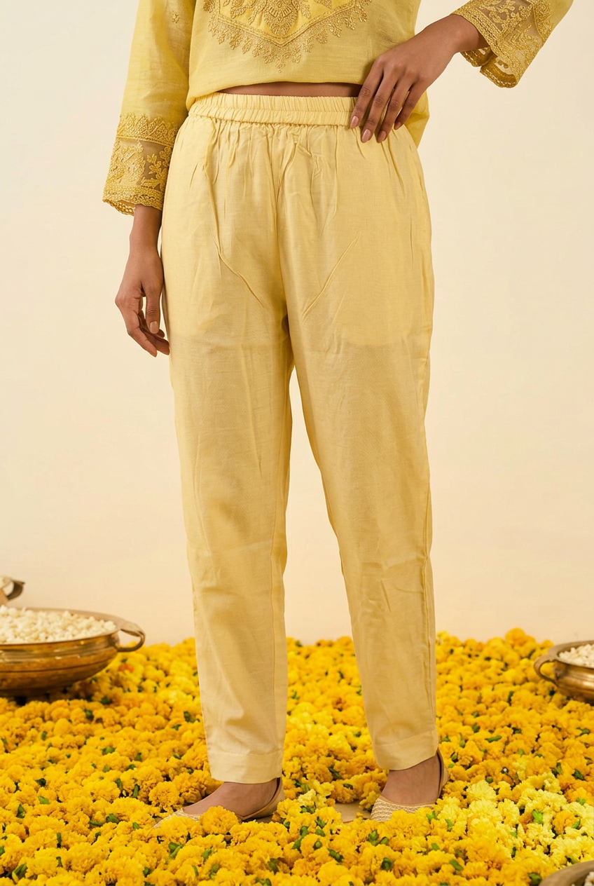 Lenin Kurta  with Thread work.