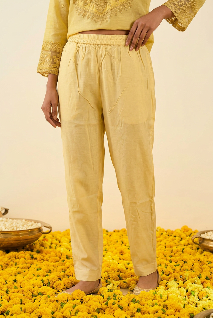 Lenin Kurta  with Thread work.
