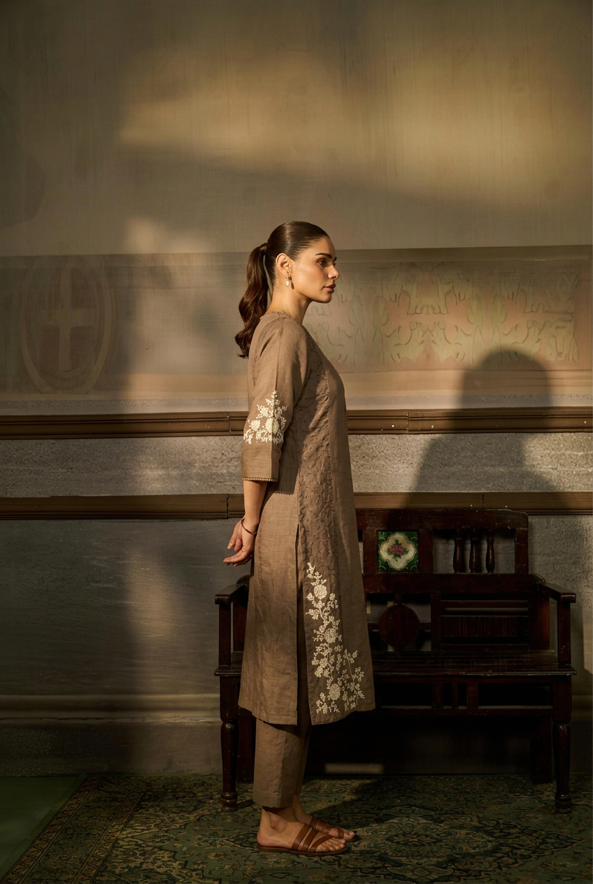 Linen Suit With Thread Work.