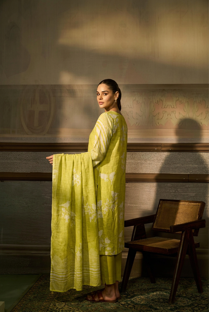 Printed Linen Suit with Sequins, Thread work.