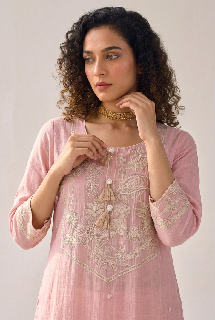 Mul cotton Kurta with Thread work.