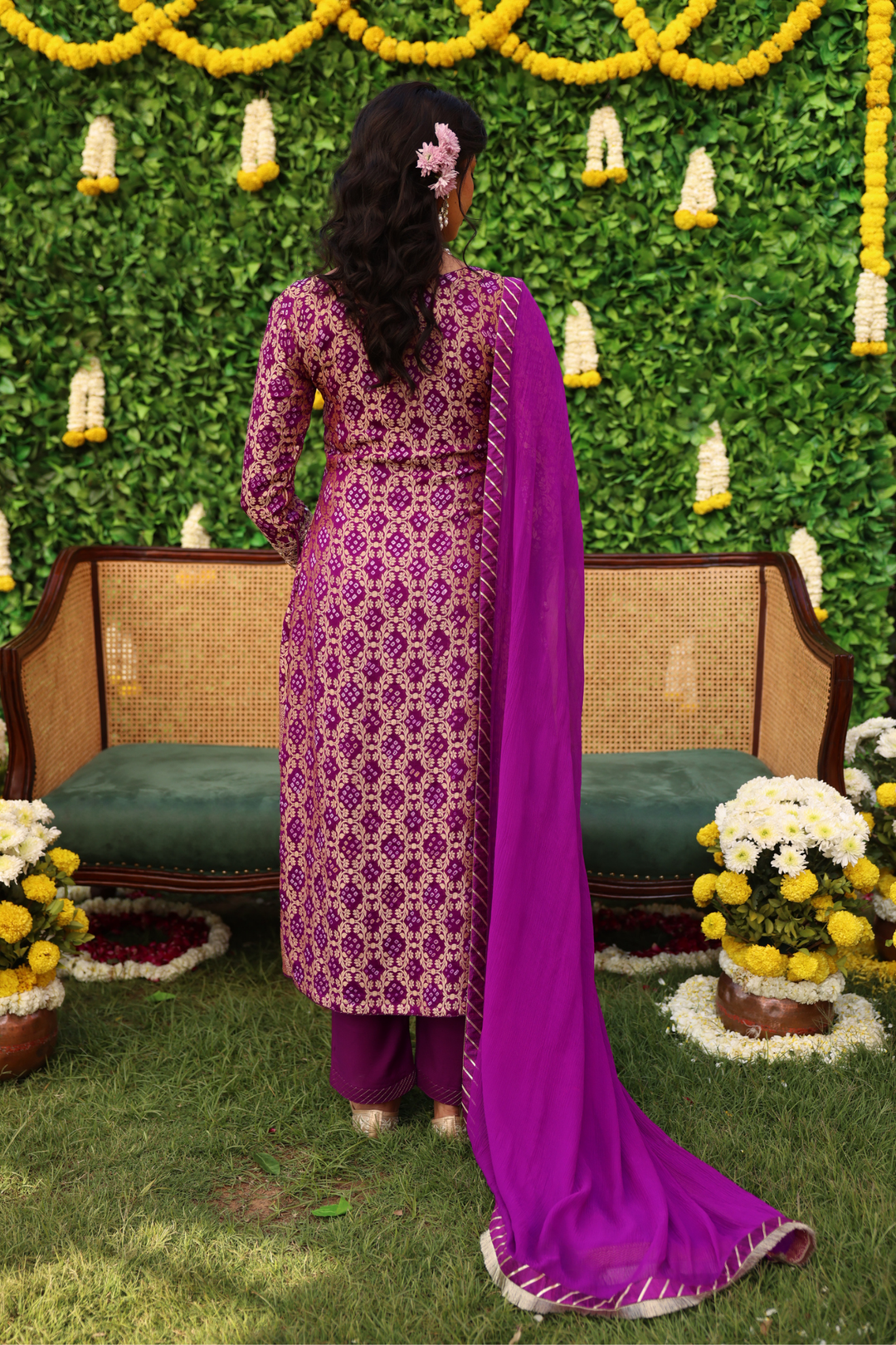 Pure Zari bandhej Suit Set with Gota Patti, Thread, Zari work.