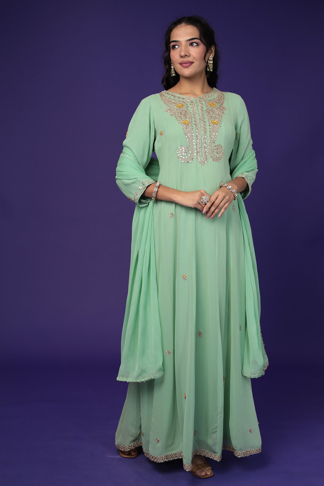 Indian Wear, Suits Sets, Suit Set, Suit, Stylist Kurta set, Suits for Wedding, Branded Kurta Sets, Zari Suits, Womesn Wear, Ethnic Wear, Traditional Wear