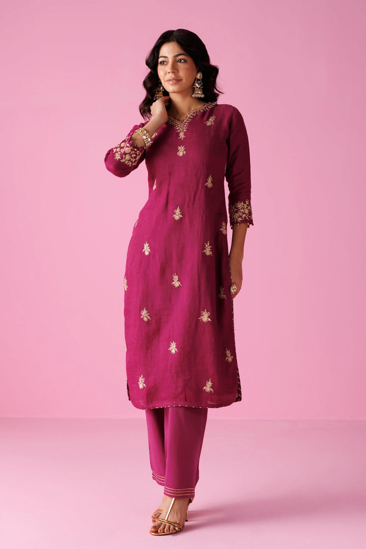 Linen Suit with Dori, Sequins and Zardozi work