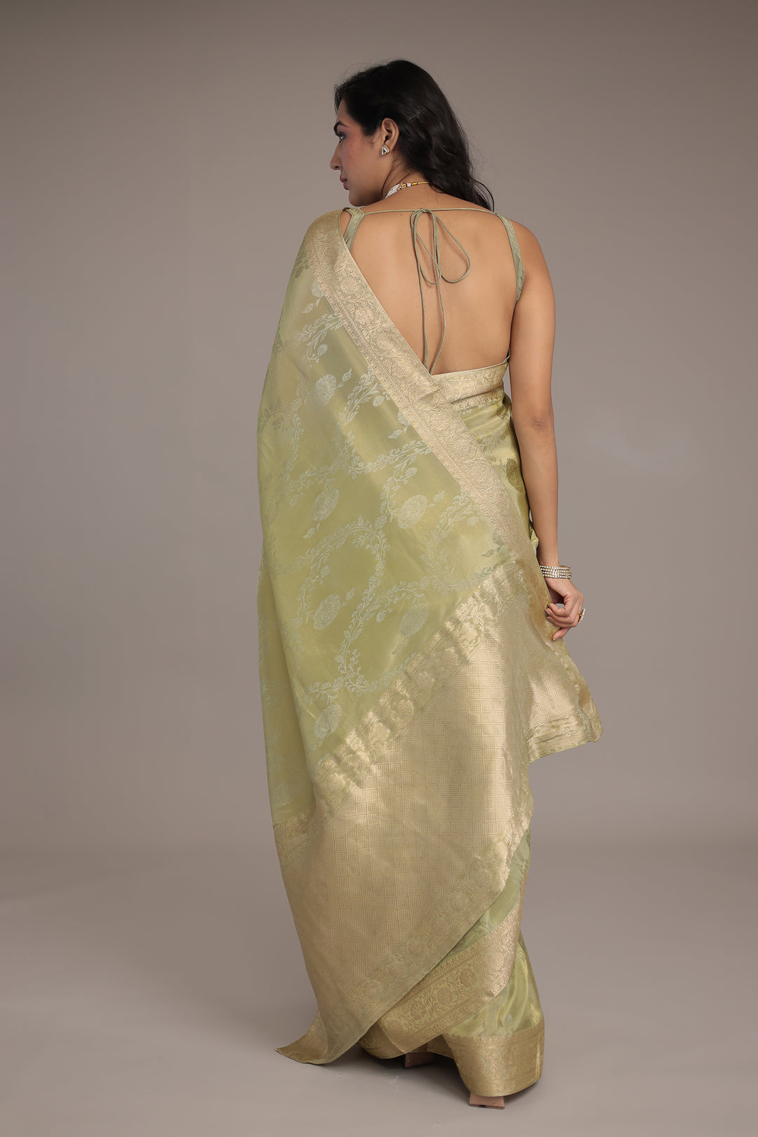 Luxurious Shimmer Tissue Saree with Traditional Handwoven Touch