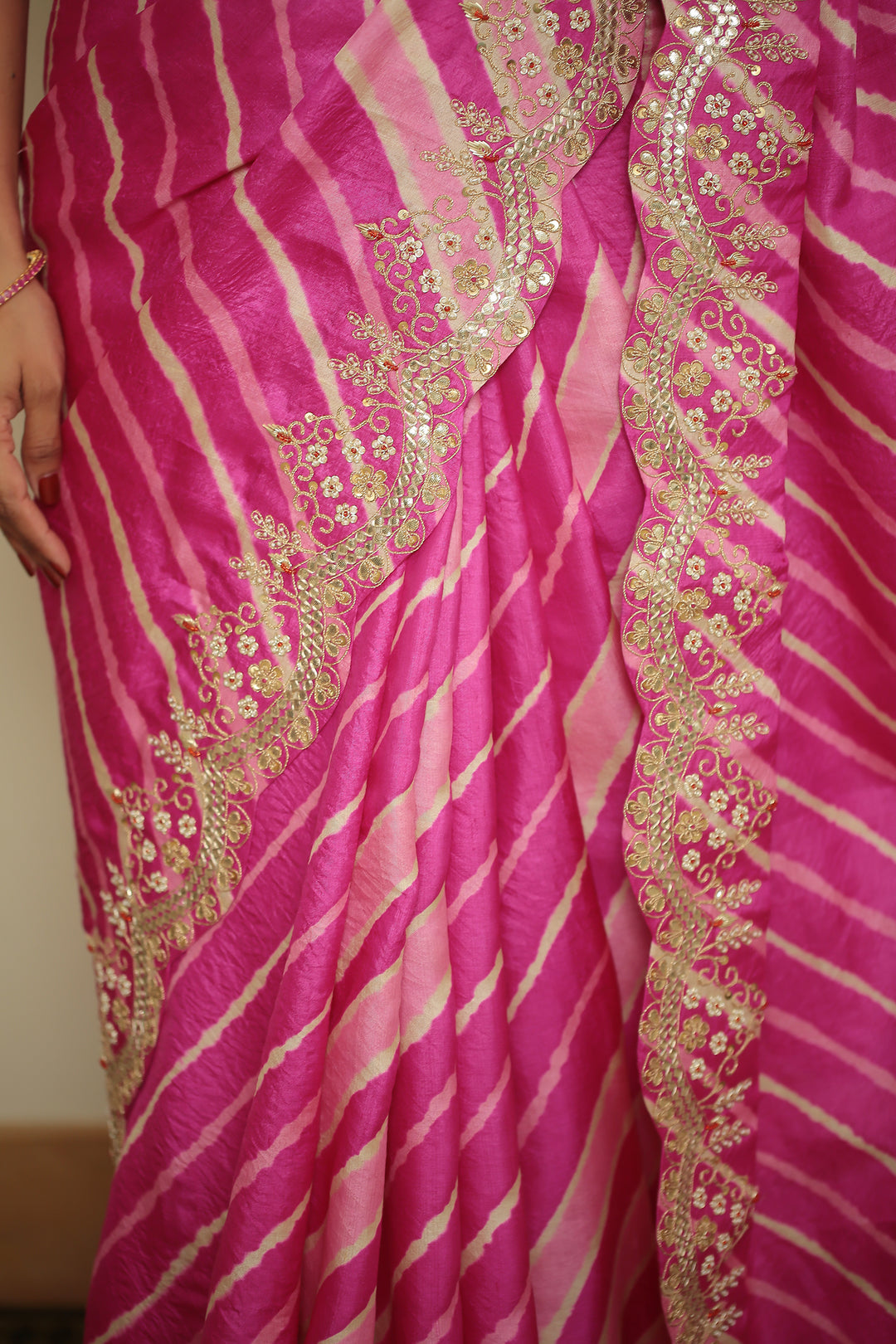tussar laheriya Saree with Cutdana, Gota, Gota Patti, Pearl, Sequins, Zardozi, Zari work.