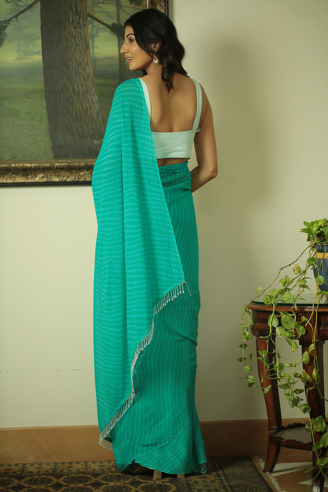 Leheriya chiffon Saree with tessels work.