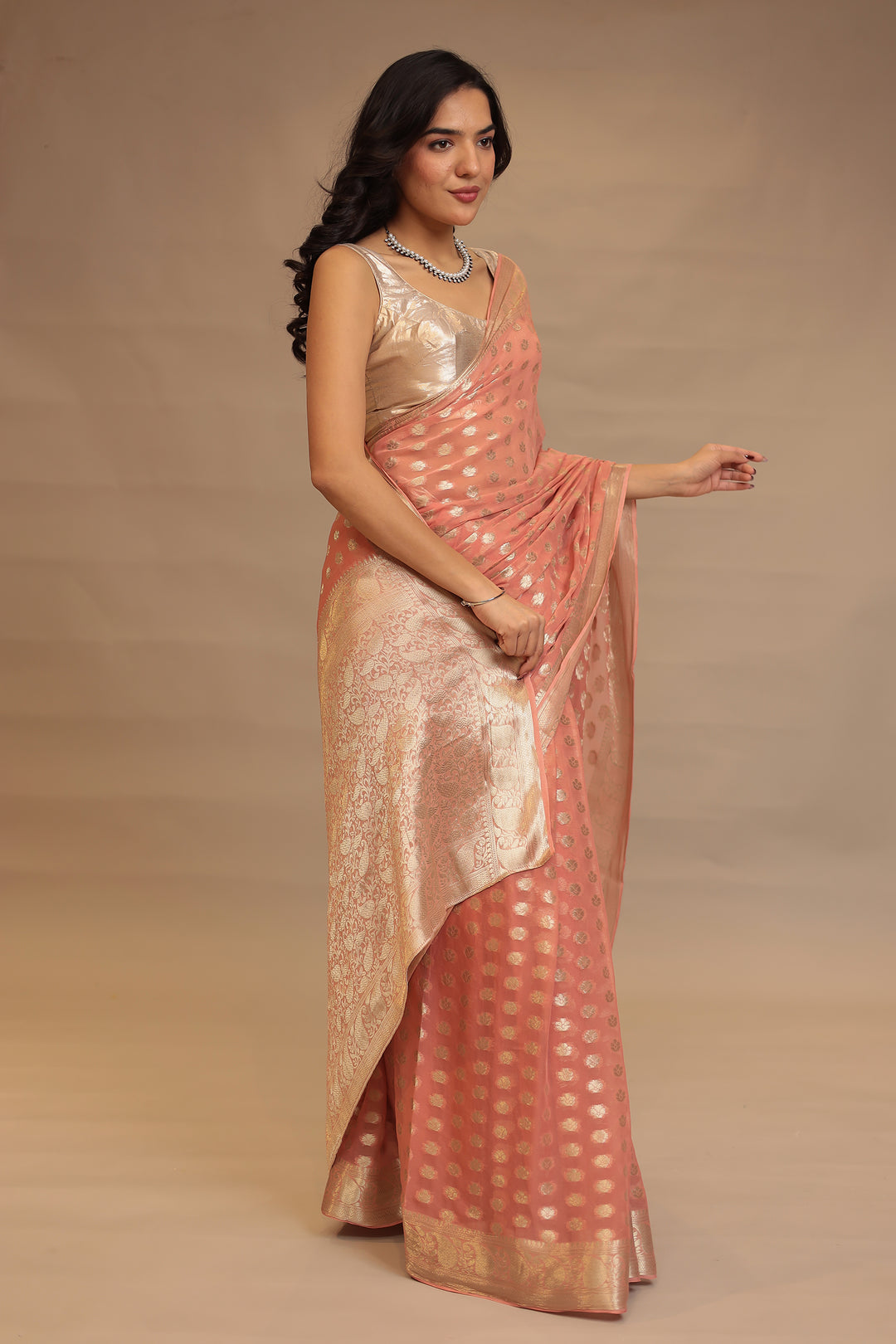 Weaving Banarasi Chiffon Saree